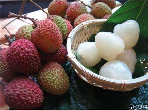 荔枝里面的虫是什么虫图片,荔枝里面的虫是什么虫?