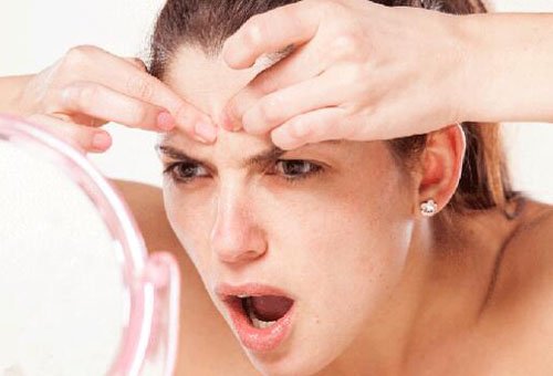 排卵期会长痘痘吗,排卵的时候会长痘痘吗