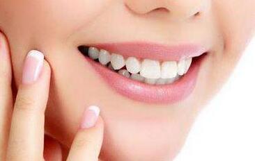 补牙后多长时间可以吃东西,洗牙多长时间可以正常吃东西