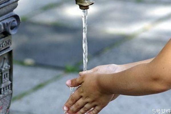 洗手一次能洗干净吗,洗手洗一遍能干净吗