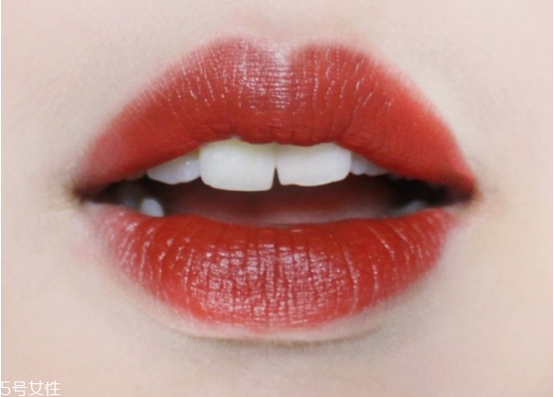 痘痘肌用什么洗脸好(痘痘肌用什么洗脸好)