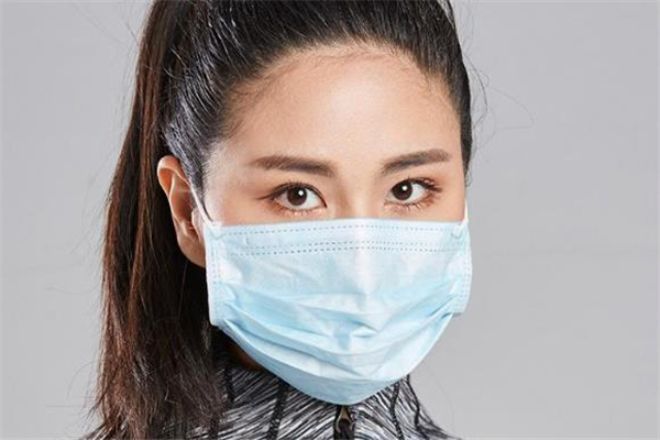 医用口罩喷酒精还能再用吗,医用酒精能喷在口罩上吗