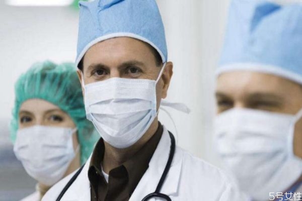 医用外科口罩和医用口罩的区别是什么?,医用口罩和医用外科口罩有什么区别?