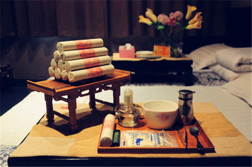 艾灸涌泉会上火吗,艾灸涌泉是上火还是去火 艾灸涌泉会上火吗,艾灸涌泉是上火还是去火