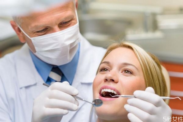 怎么防止牙缝变大,怎么预防牙齿缝隙变大