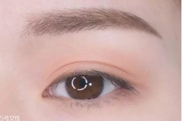 橘色系妆容适合哪些人,橘色系妆容