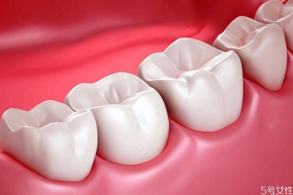 牙齿松动是什么问题,牙齿松动是不是很严重了