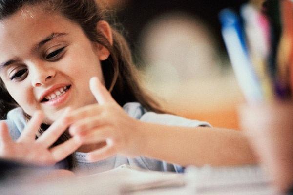 为什么手指一掰就会响,为什么掰手指头会响 为什么手指一掰就会响,为什么掰手指头会响