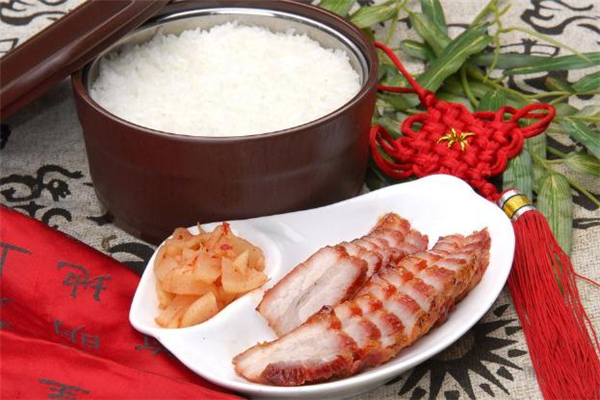 叉烧肉是用猪的哪个部位做的,叉烧用猪肉什么部位的比较好 叉烧肉是用猪的哪个部位做的,叉烧用猪肉什么部位的比较好