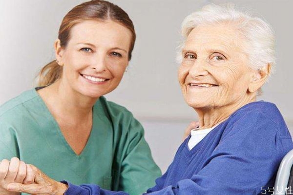 什么叫骨质疏松,骨质疏松有什么表现 什么叫骨质疏松,骨质疏松有什么表现