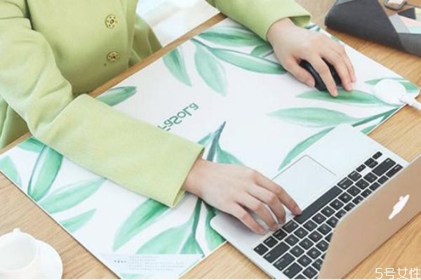 冬天电脑冻了用行吗,冬天总是冻手怎么办