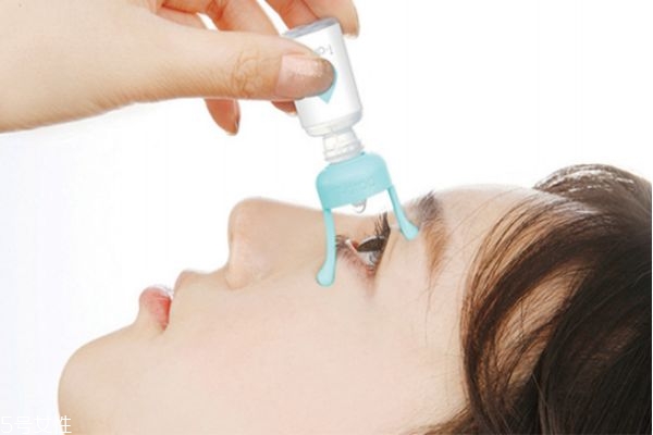 上眼药水眼睛疼怎么回事,滴眼药水眼睛疼怎么回事