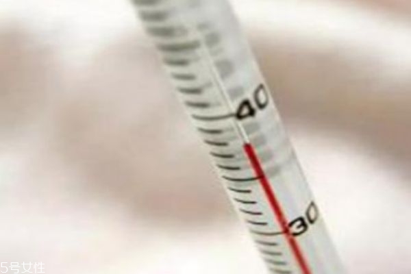宝宝一般发烧是怎么引起的,孩子发烧是怎么引起的 宝宝一般发烧是怎么引起的,孩子发烧是怎么引起的