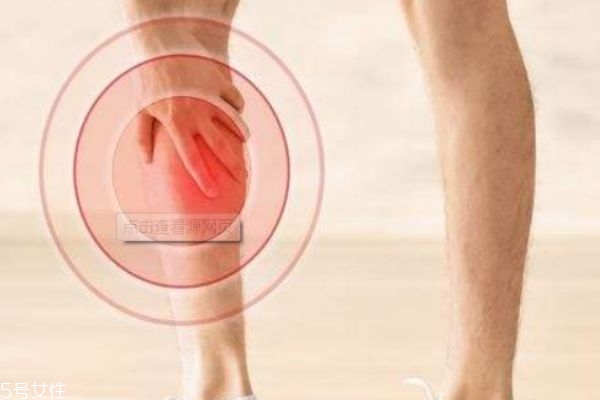 抽筋是什么原因导致的,抽筋的主要原因是什么