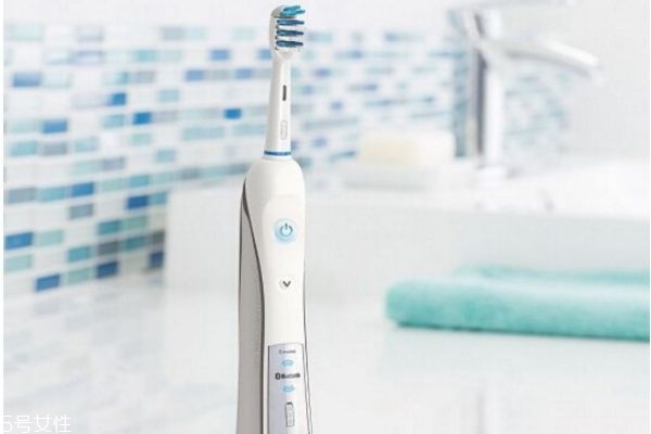 电动牙刷欧乐b和飞利浦哪个好,飞利浦和欧乐b哪个好用