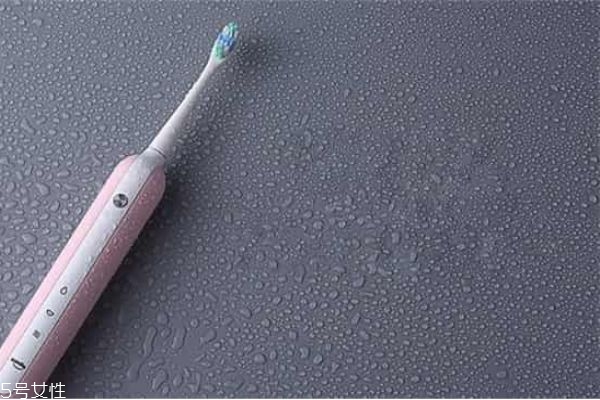 电动牙刷如何清洗,电动牙刷如何清洗刷头