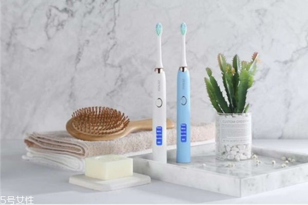 电动牙刷充电一次一般可以用多久,电动牙刷充一次电能用多长时间