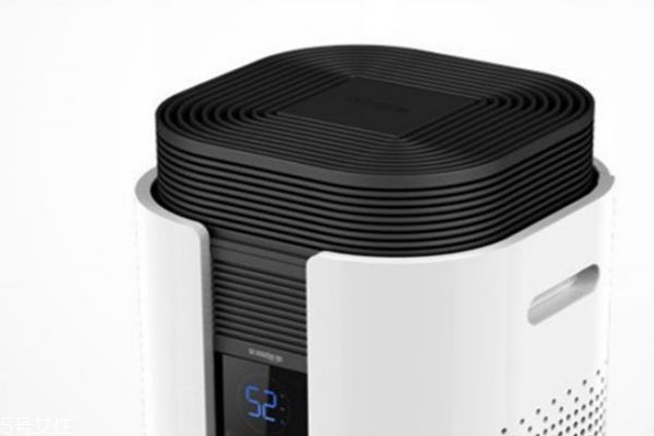 空气净化器一直显示红色什么问题,空气净化器一直是红色的怎么回事