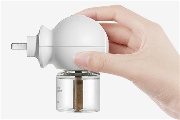 蚊香液弄到眼睛里面怎么办,电蚊香液弄到手上怎么办