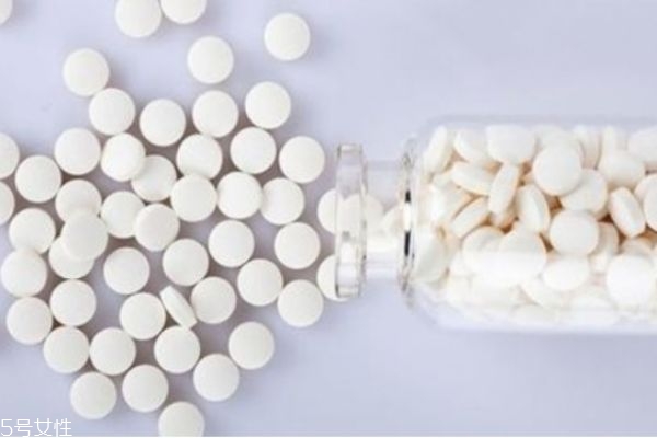 失眠吃安眠药要吃多久才能停药,安眠药吃一片多久可以入睡 失眠吃安眠药要吃多久才能停药,安眠药吃一片多久可以入睡