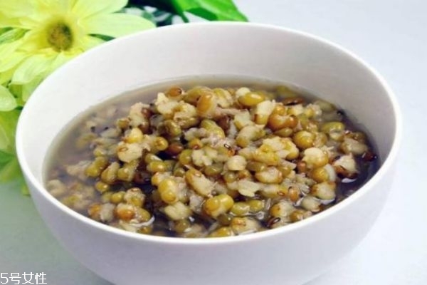 喝药期间能喝绿豆汤吗?,吃药期间能不能喝绿豆汤