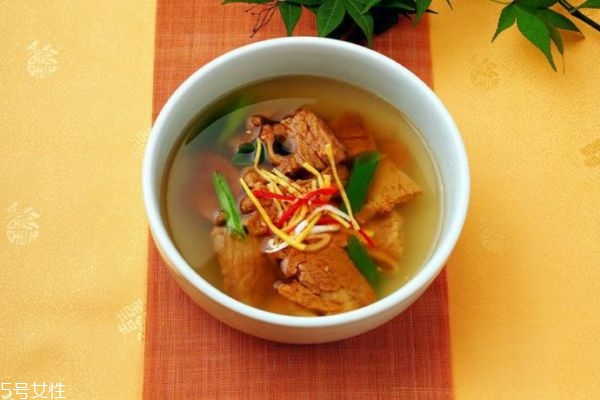 熬夜煲什么汤好,现在喝什么汤合适 熬夜煲什么汤好,现在喝什么汤合适