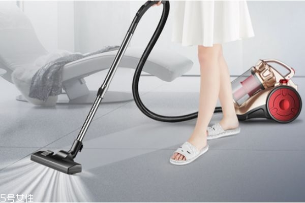 家用吸尘器什么牌子好,家用吸尘器哪一种最适合家庭用