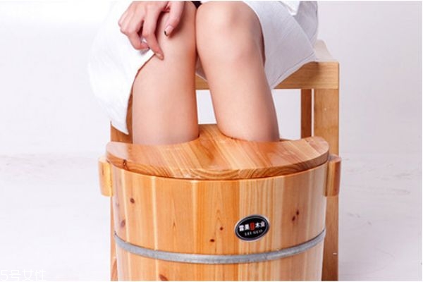 小孩感冒用什么泡脚最好,经常感冒用什么泡脚好