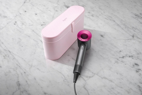 吹风机有蓝光的好还是没蓝光的好,有蓝光的吹风机和没有蓝光的哪个好