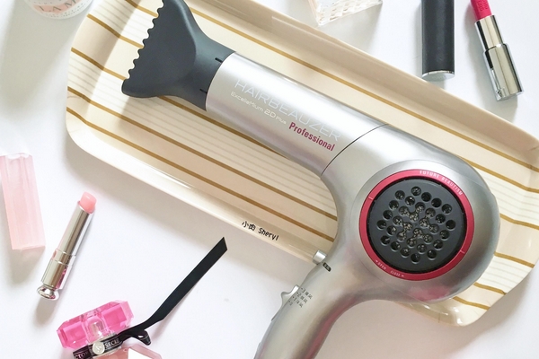 吹风机是重的好还是轻的好?,吹风机重一点好还是轻一点好