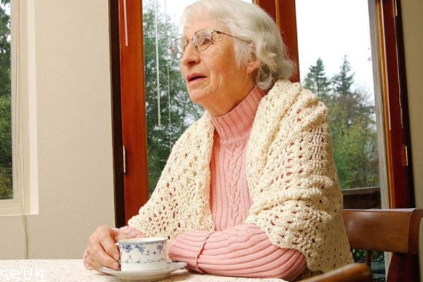 老年人便秘怎么办?怎样调理,老年人便秘怎么办有什么好的办解决方法