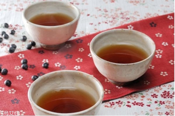 喝什么茶治便秘最有效,喝什么茶调理便秘最管用