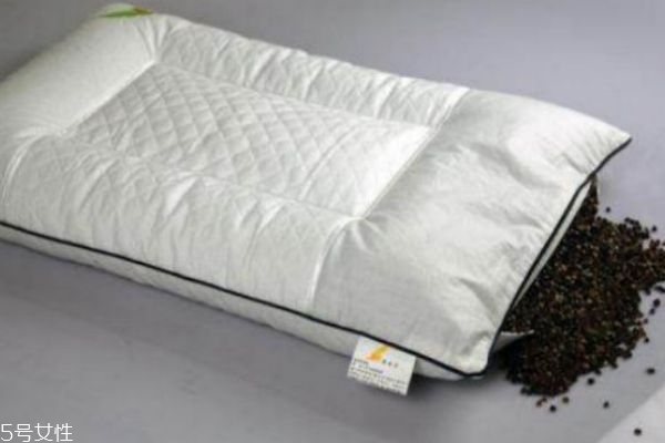 荞麦枕头有助于睡眠吗,荞麦枕功效 荞麦枕头有助于睡眠吗,荞麦枕功效