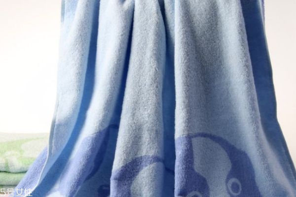 怎么防止墙面发霉,潮湿发霉怎么去除