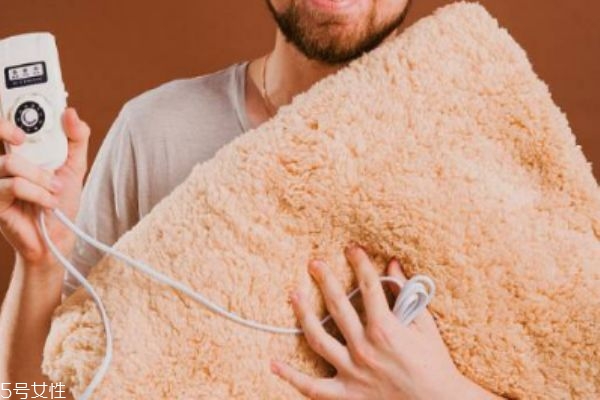 电热毯什么牌子的好,电热毯选什么样的最好