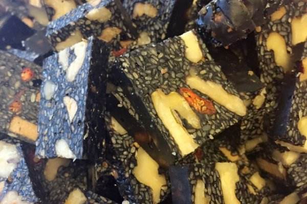 女性气血不足吃阿胶有用吗,气血不足吃阿胶有用吗?