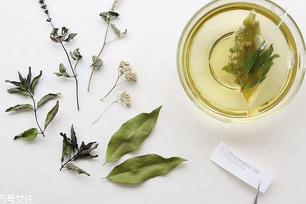 干燥花怎么做,干燥花怎么做不褪色