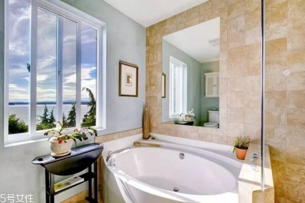 什么品牌浴缸好,家用浴缸怎么选