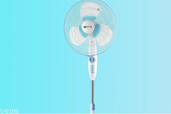 落地扇不摇头怎么修视频,落地扇不摇头怎么修简单方法