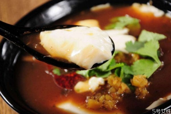 豆腐脑有点酸什么原因,豆腐脑发酸怎么回事