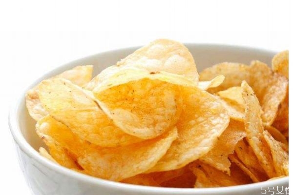 薯片有多少热量,薯片的热量是多少大卡
