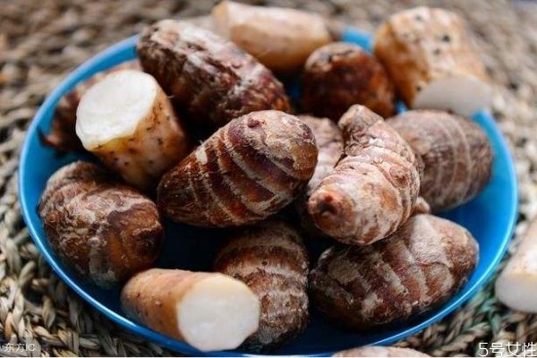 芋头发芽可以吃吗有毒吗,芋头发芽可以吃吗? 芋头发芽可以吃吗有毒吗,芋头发芽可以吃吗?