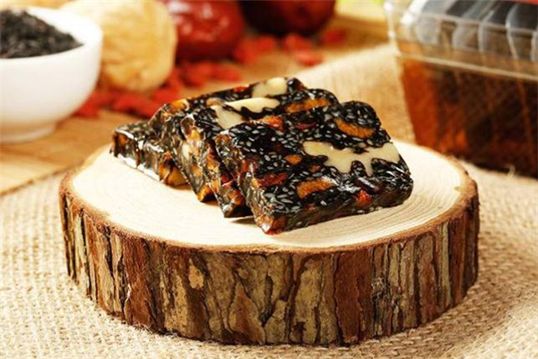 阿胶糕为什么会发霉,熬制的阿胶糕轻微发霉了 阿胶糕为什么会发霉,熬制的阿胶糕轻微发霉了