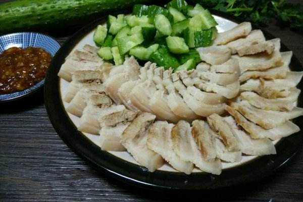 白肉要煮多长时间才熟,白肉要煮多久 白肉要煮多长时间才熟,白肉要煮多久