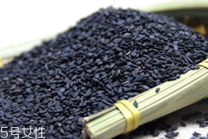 黑芝麻丸怎么吃效果最佳,怎样制作黑芝麻丸