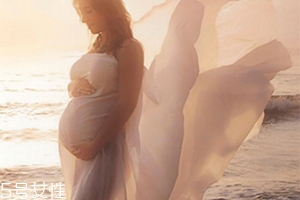 钙片和黄金素和dha可以一起吃吗,黄金素和dha可以一起吃吗一次吃多少