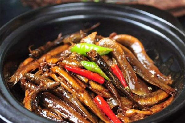 泥鳅吃了会上火吗,泥鳅吃多了会上火吗