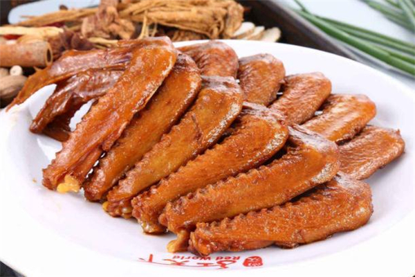 鸭翅怎么去腥味,怎样做鸭翅好吃又不腥