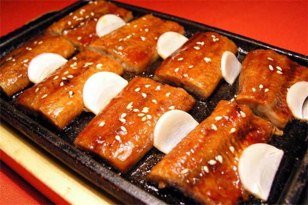 鳗鱼刺多吗?适合宝宝吃吗,七星鳗鱼刺多吗