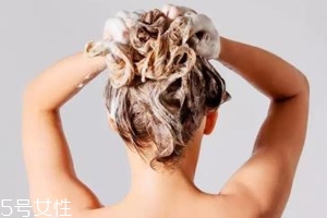 油性发质需要每天洗头吗,油性发质天天洗头发好吗